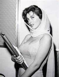 Tina Louise