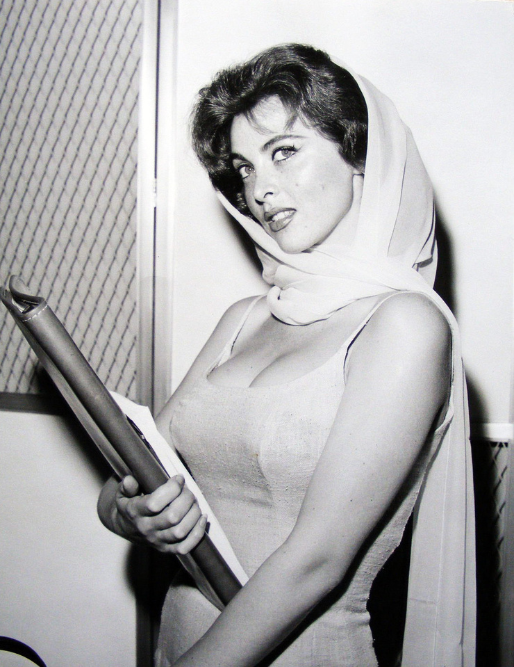 Tina Louise