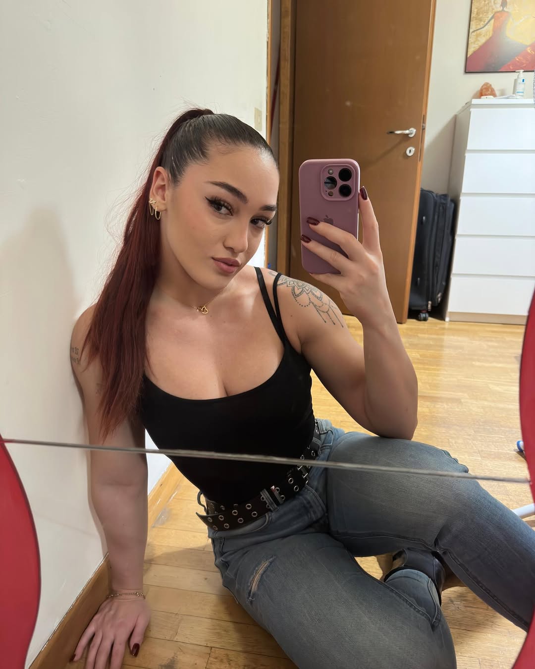 Giulia Miserendino taking a selfie