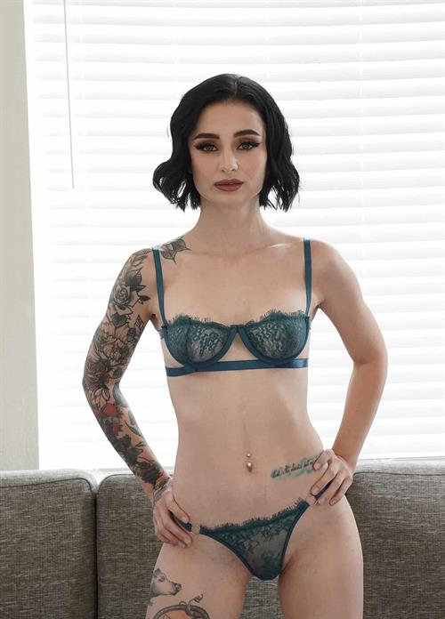 Stevie Moon in lingerie