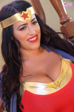 Leanne Crow Nude Pictures Leanne Crow - Wonder Woman BTS Set 1