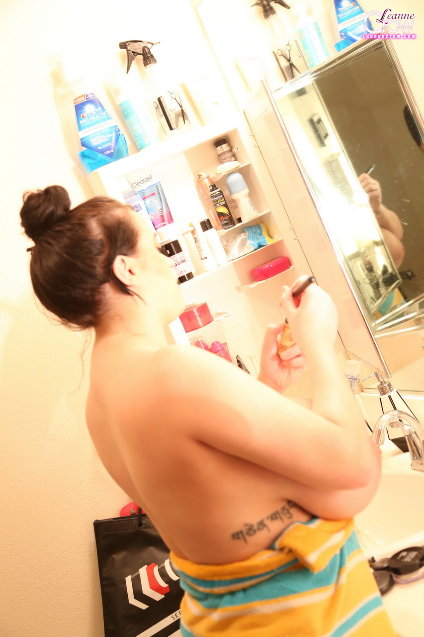 Leanne Crow - Diary day After Shower - Set 1