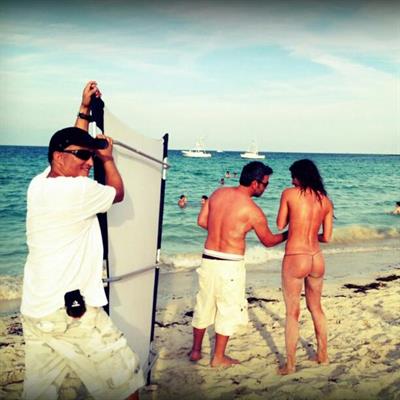 Natalia Vélez in lingerie - ass