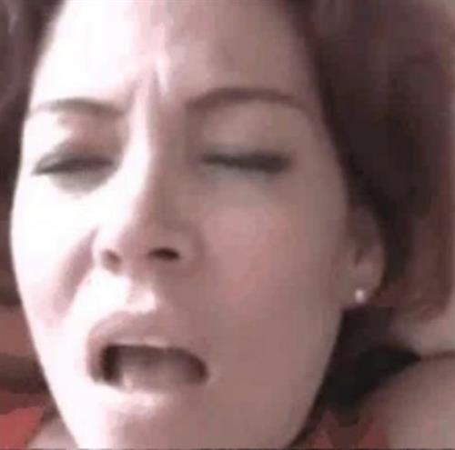 Delicious and fuckable latin housewife 