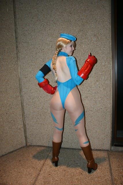 Cammy cosplayer