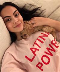 Camila Mendes