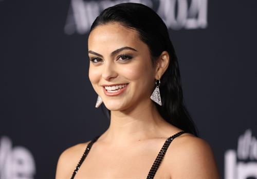 Camila Mendes