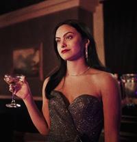 Camila Mendes