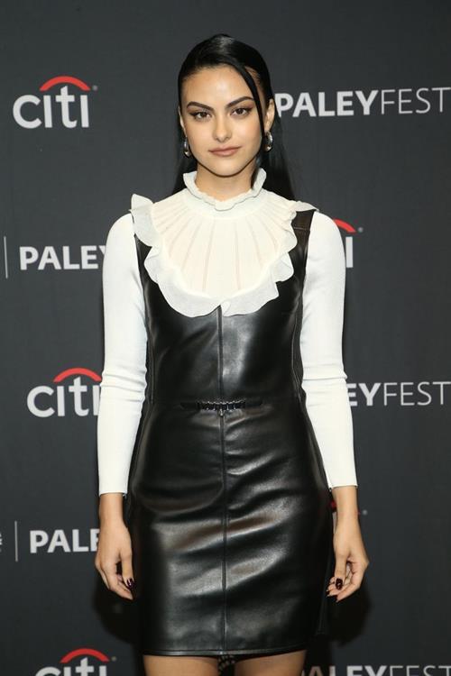 Camila Mendes