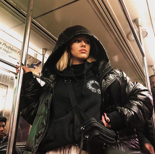 Delilah Belle Hamlin Pictures Delilah Belle Hamlin