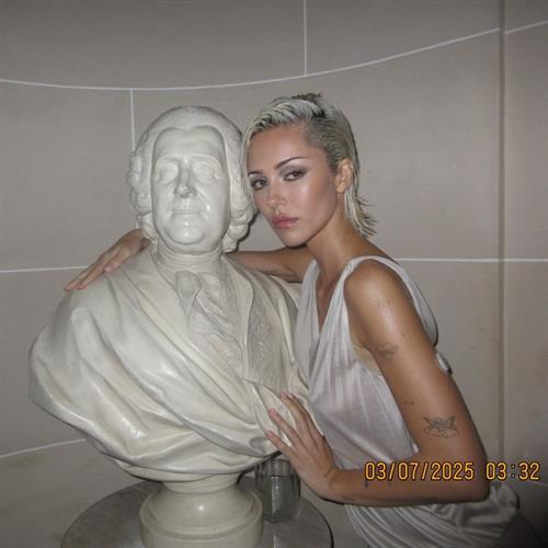 Delilah Belle Hamlin Pictures Delilah Belle Hamlin