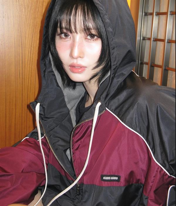 Momo (Hirai Momo)