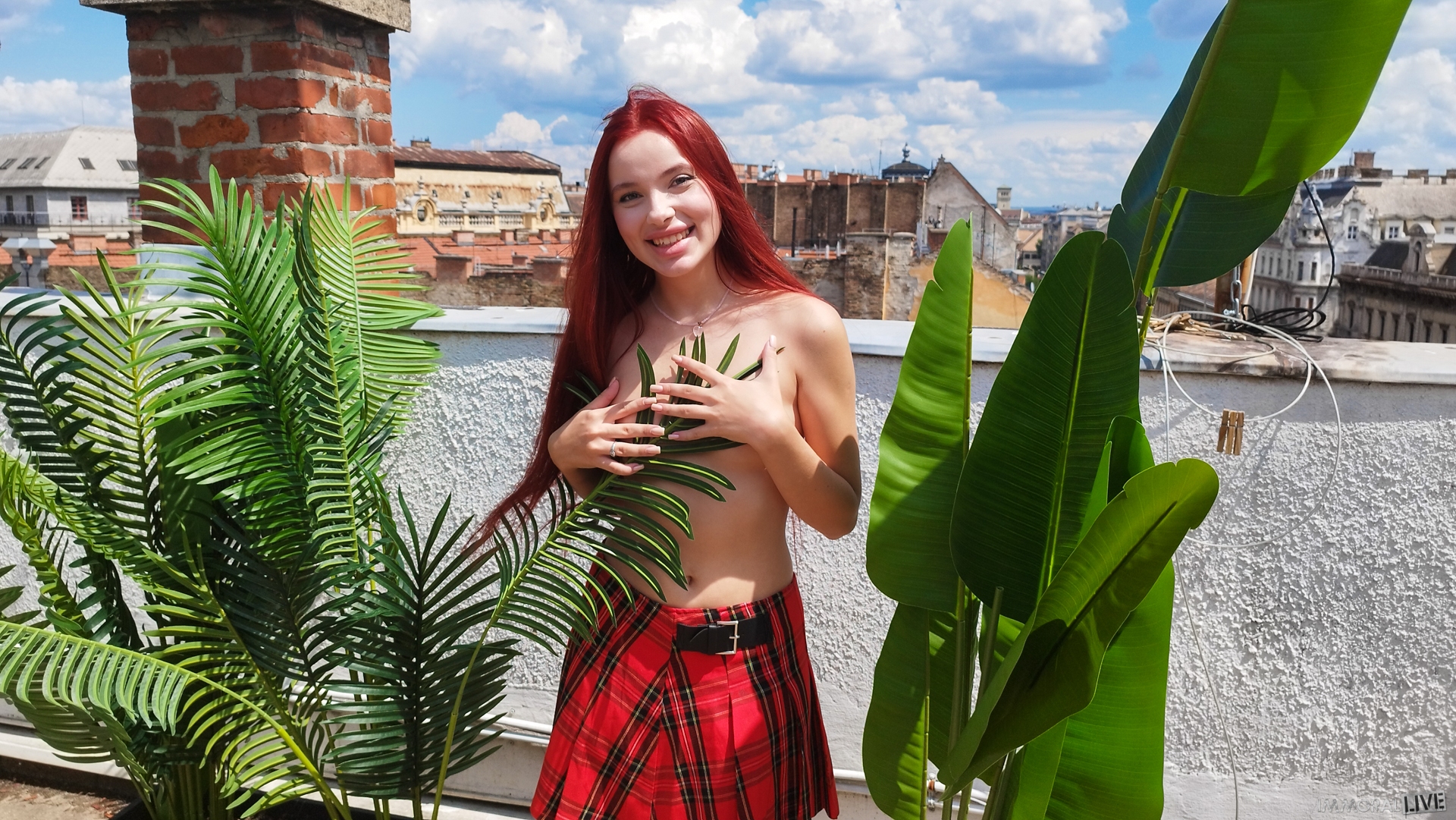 MEGAN MURKOVSKI FIRST DOUBLE VAGINAL in ROUGH THREESOME 