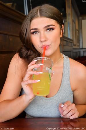 Aria-II FTV Nude Pictures On The Green