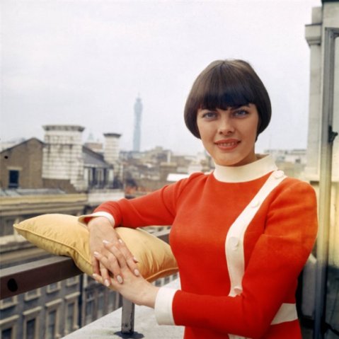 Mireille Mathieu, French singer 