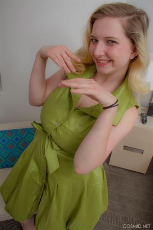 Mim Turner Nude Pictures Mim's Green Dress