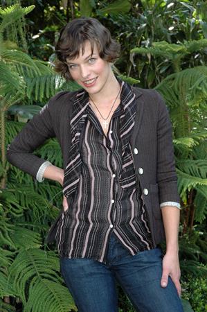 Milla Jovovich - Yoram Kahana Portraits 2006 