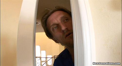 Layla Diamond Pussy Split In Two With Thick Cock