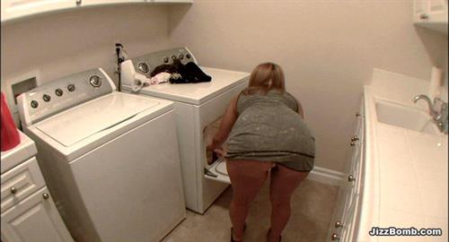 Horny teen Kirra Lynne stuffs cock up her juicy twat