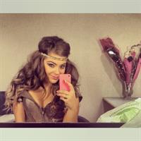 Caroline Costa taking a selfie