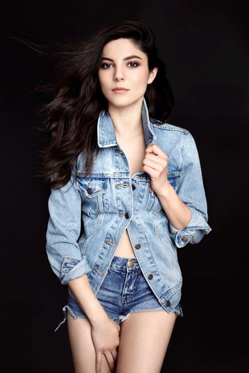 Monica Barbaro Pictures Monica Barbaro