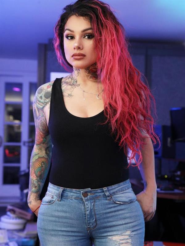Snow Tha Product