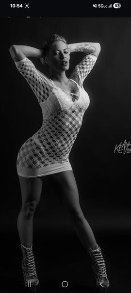 Lisa Marie Zychowski taking a selfie