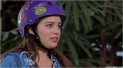 Mary Mouser