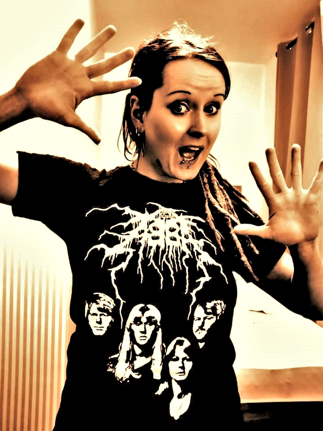 Flittchen Sindy
Dicklinde *OFFICIAL*@fatherfucker666