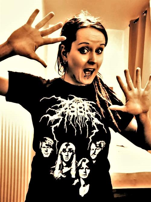 Flittchen Sindy
Dicklinde *OFFICIAL*@fatherfucker666