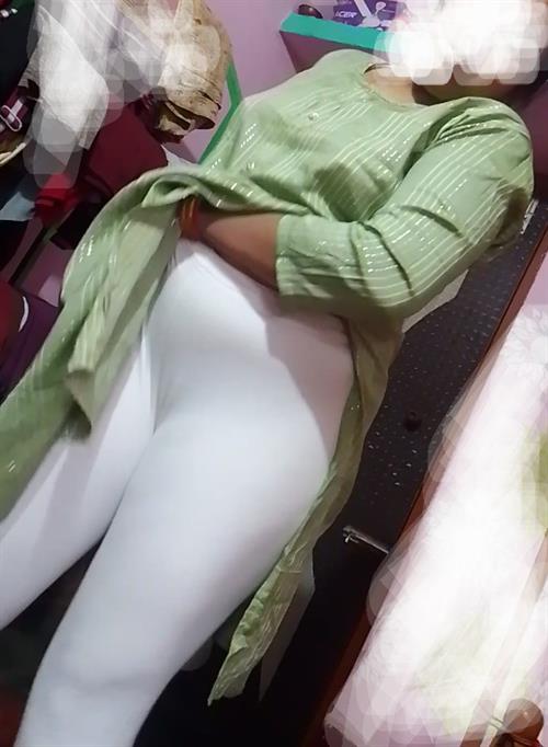 Anonymous Selfie Pictures Big boob Indian women big pussy Indian bhabhi fuck big boob Indian bhabhi