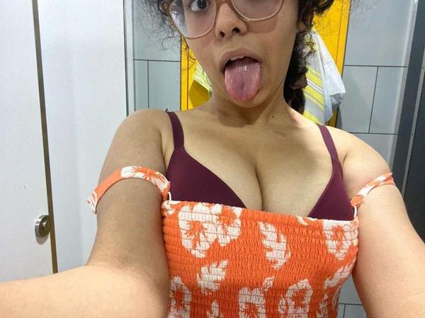 Just enjoying my beauty 