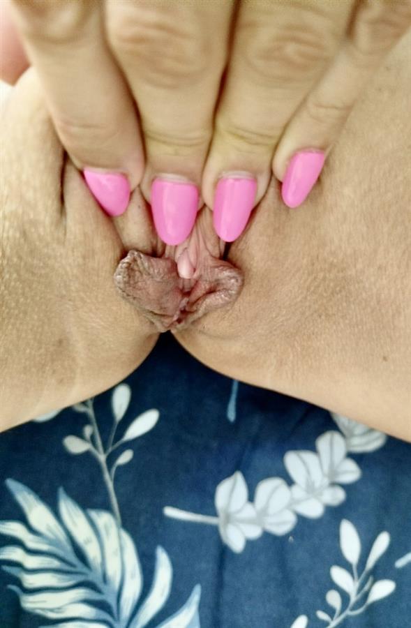 Ma petite chatte de salope