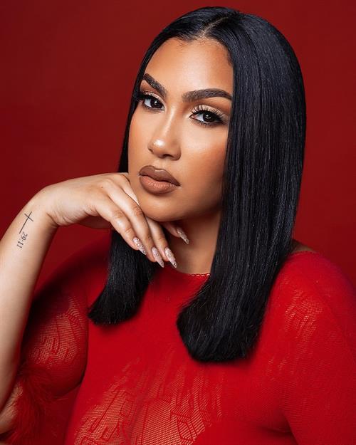 Queen Naija