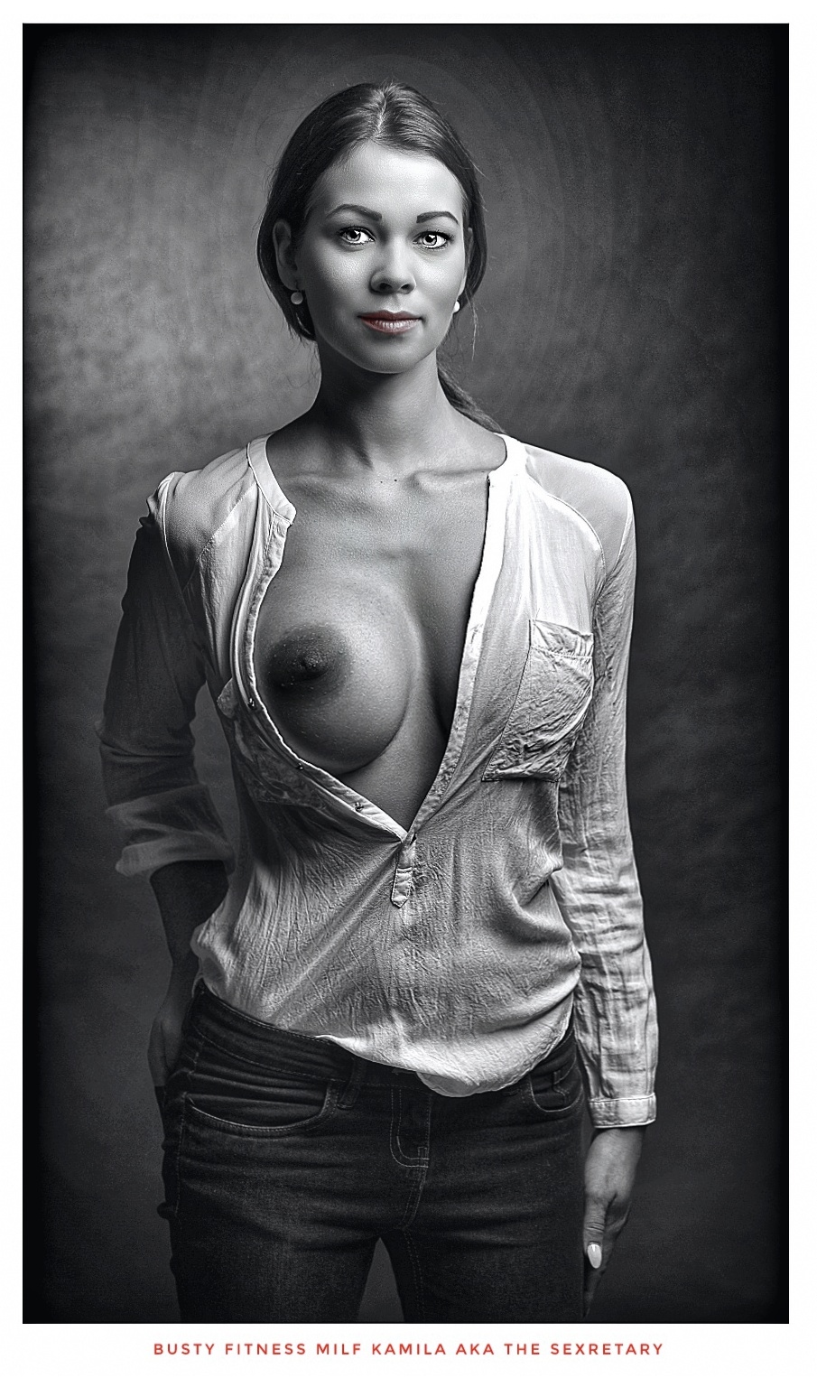 Busty fitness porn model Kamila aka Samantha Rodriguez aka kamizolka aka The Sexretary from Prague 