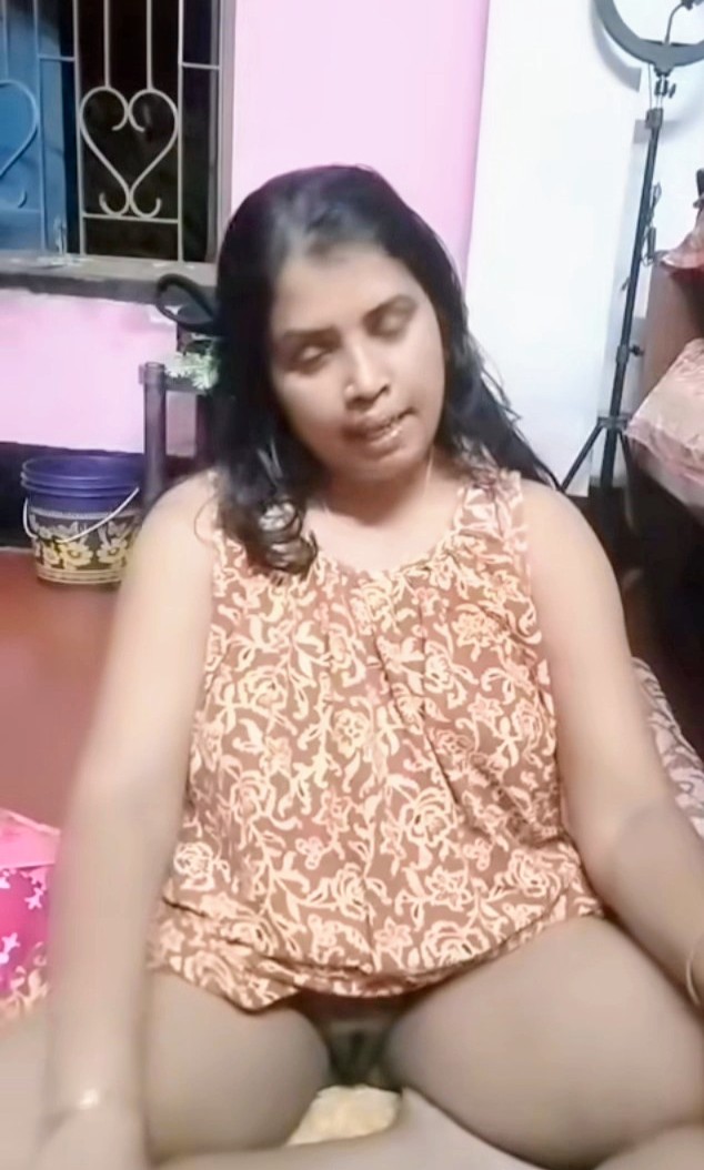 Big pussy Indian women big boob Indian women big chut bhabhi Indian women 