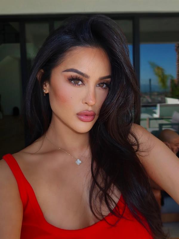 Christen Dominique