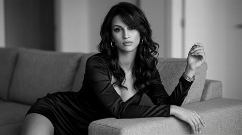 It`s a awesome BW Indoor Shooting