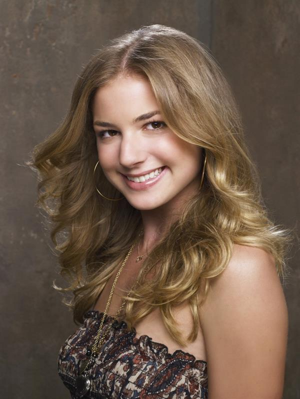 Emily VanCamp