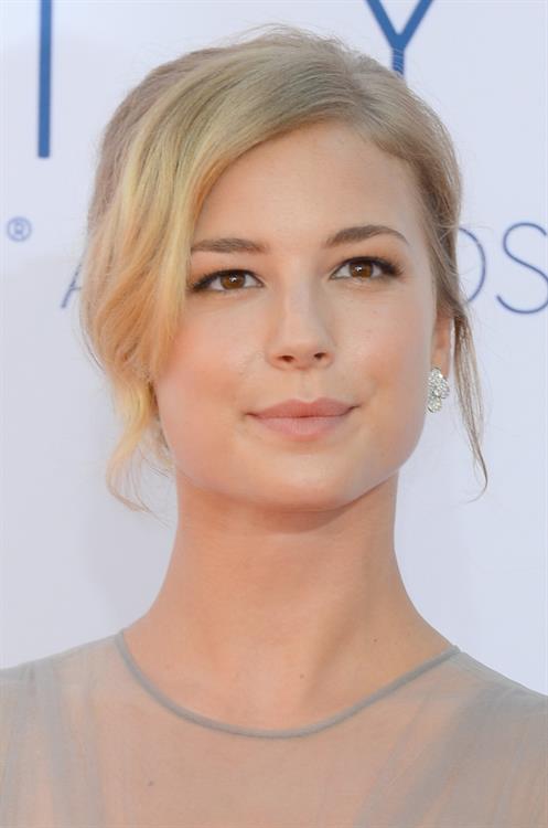 Emily VanCamp
