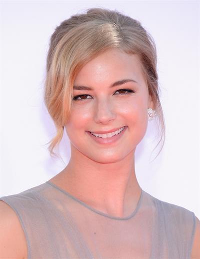 Emily VanCamp