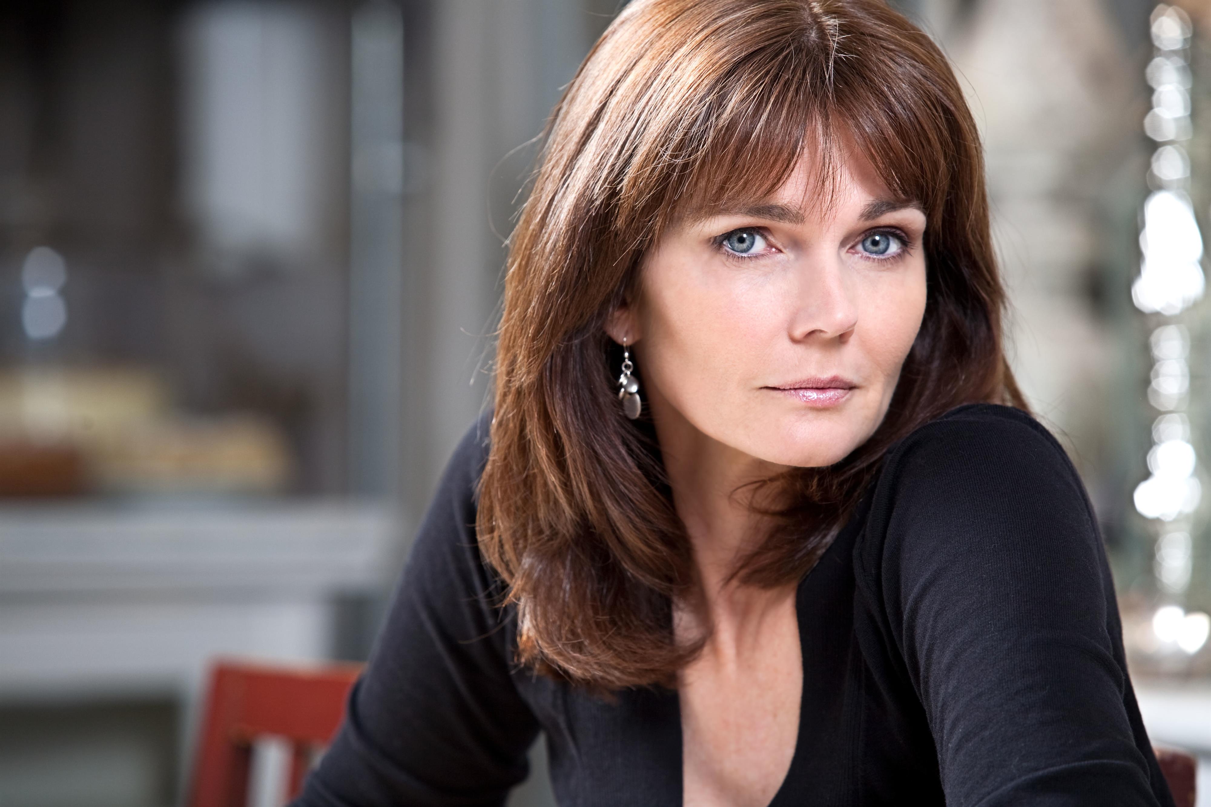 Annabel Giles Pictures in an Infinite Scroll - 59 Pictures