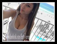 Angie Varona taking a selfie