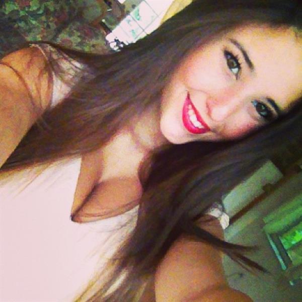 Angie Varona taking a selfie