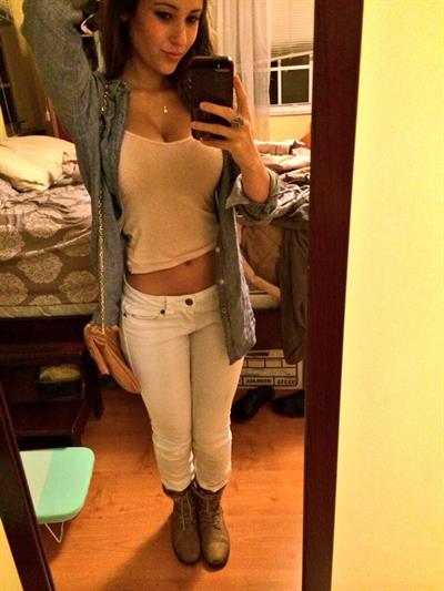 Angie Varona taking a selfie