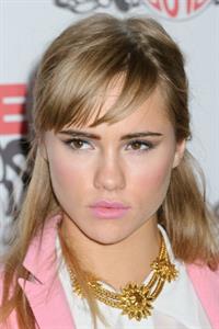 Suki Waterhouse