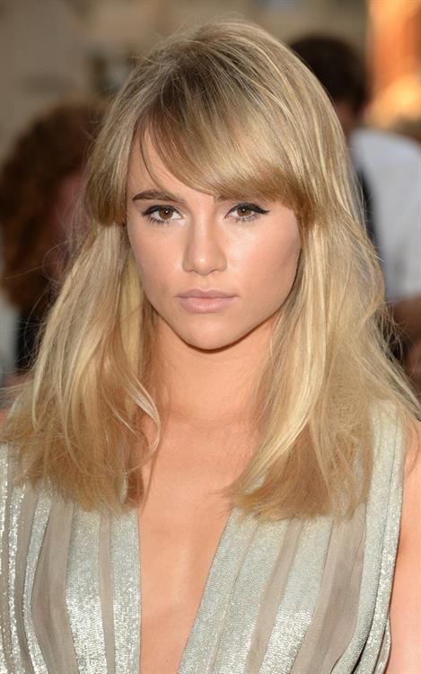 Suki Waterhouse