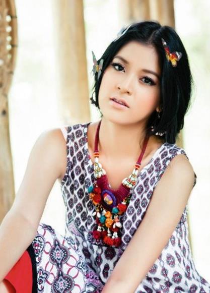 Apinya Sakuljaroensuk