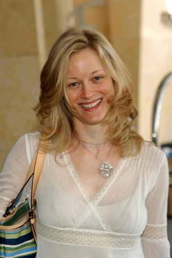 Teri Polo