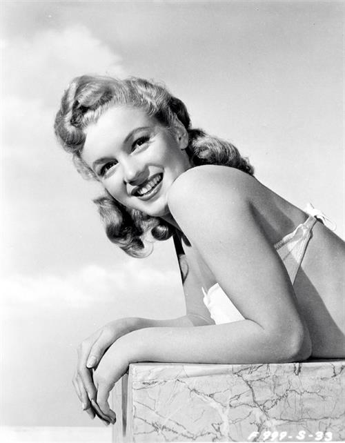 Marilyn Monroe in a bikini